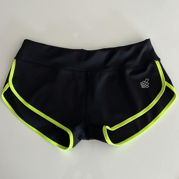 Jed North Varsity Short Shorts - Black, size M - Picture 3 of 5
